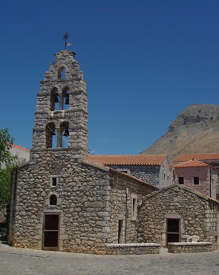 Traditional House Alepis In Areopolis Exterior photo